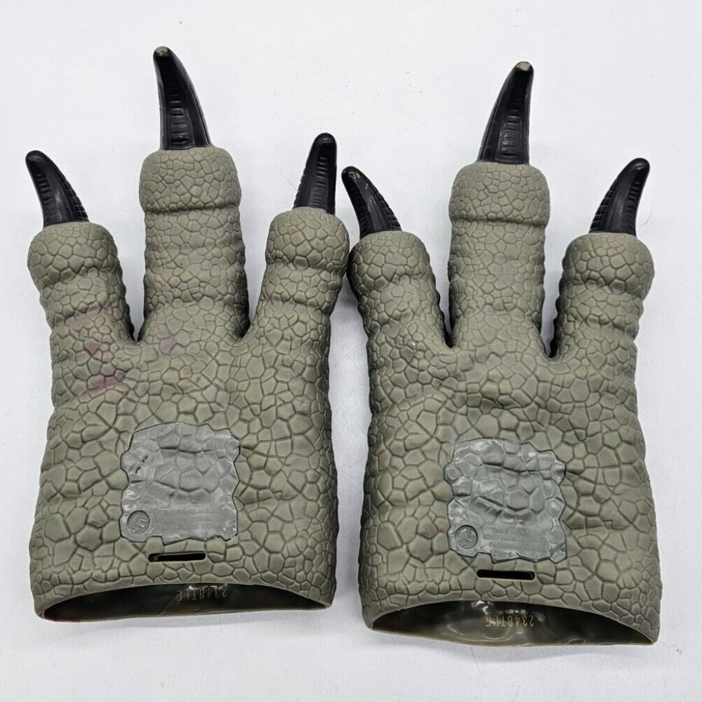 Jurassic World Park Velociraptor Rubber Hand Glove Claws Mattel 2017